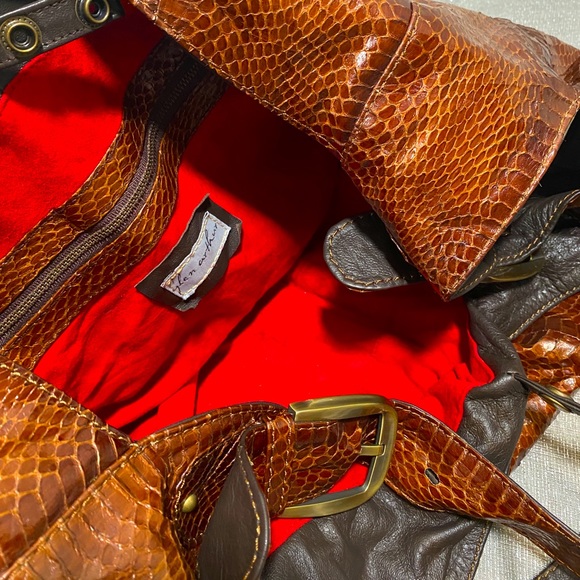 GLEN ARTHUR PYTHON Multiple Way FillAll Real Humanely Farmed Charity Large Bag - Picture 12 of 17